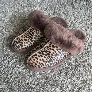 Ugg Scuffette Caspian Slippers Size 6